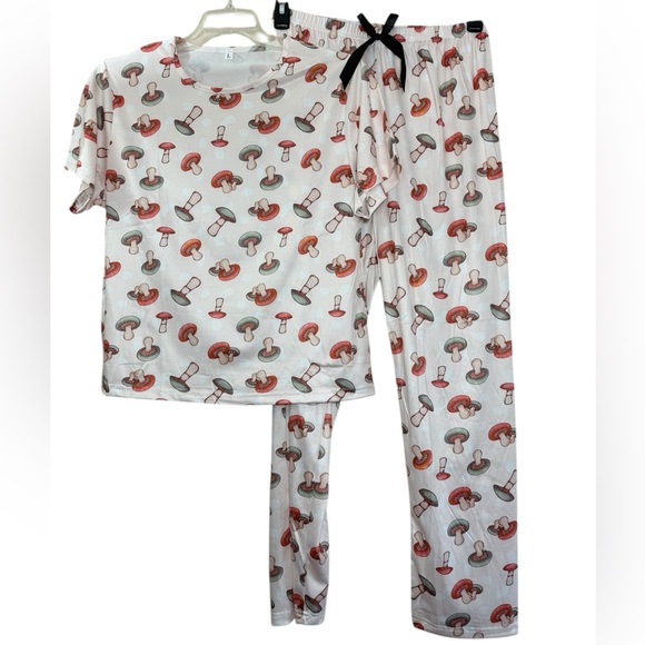 New white pink green red mushroom print 2-piece pajama top & pants set large - Picture 4 of 13